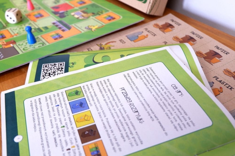 eko gra planszowa segregacja śmieci (2).JPG