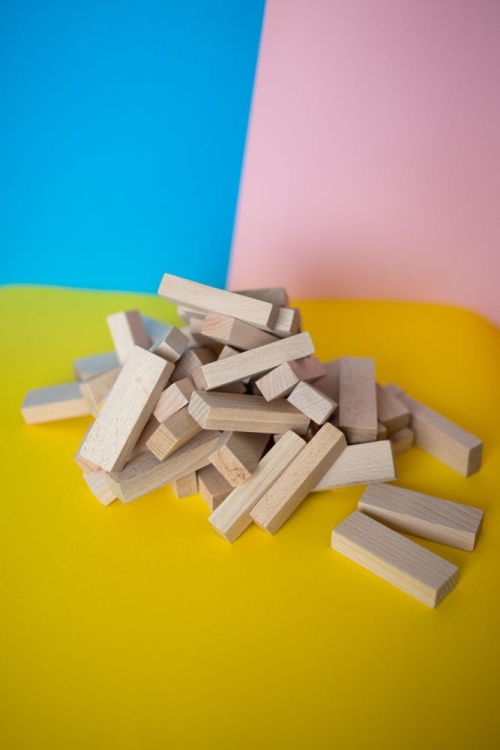 klocki drewniane do gry zręcznościowej