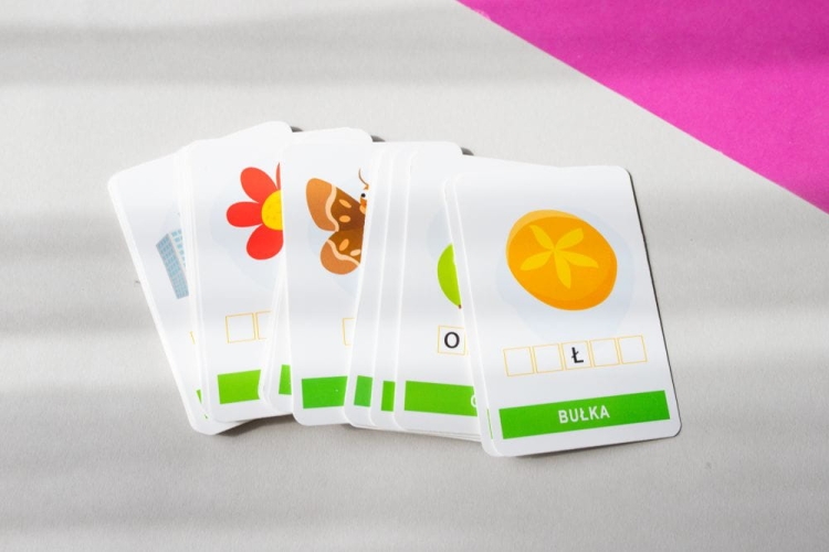 pisanie sylabami  montessori kostka po kostce 6 kostek