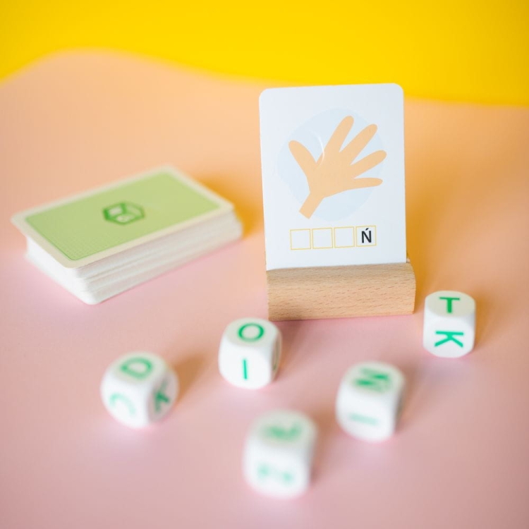 kostka-po-kostce-montessori (1).jpg