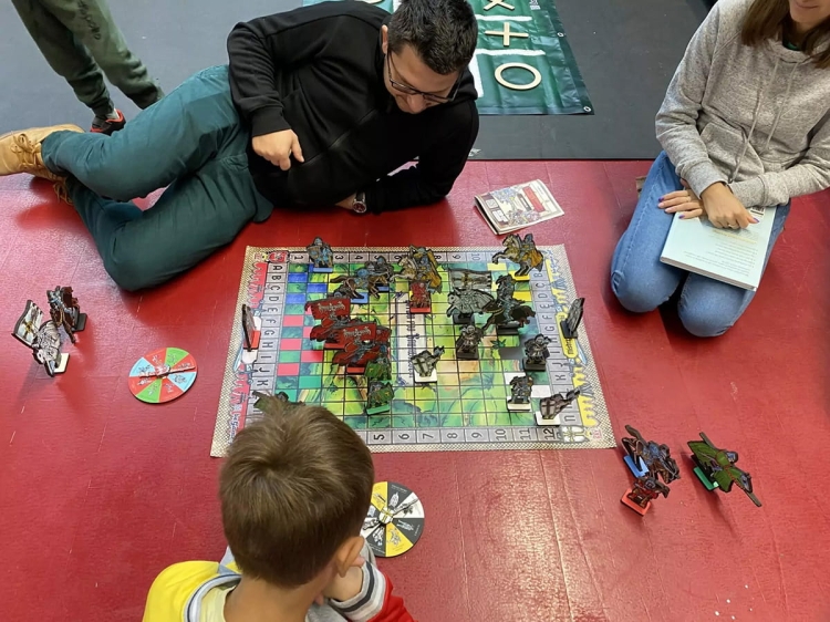 gra-stolikowa-bitwa-pod-grunwaldem-eco-zabawki (8).jpg