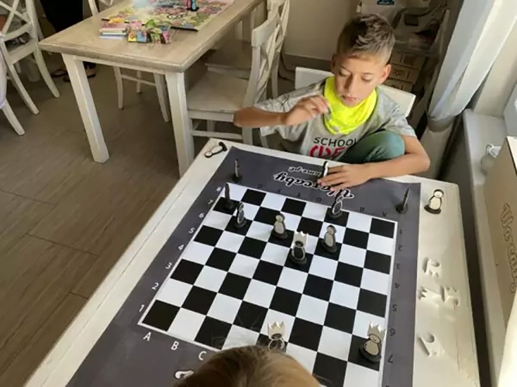 warcaby-gra-stolikowa-begame-eco-zabawki (5).jpg