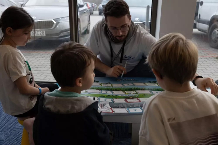 czyste-powietrze-gra-stolikowa-planszowa-begame-eco-zabawki (16).jpg