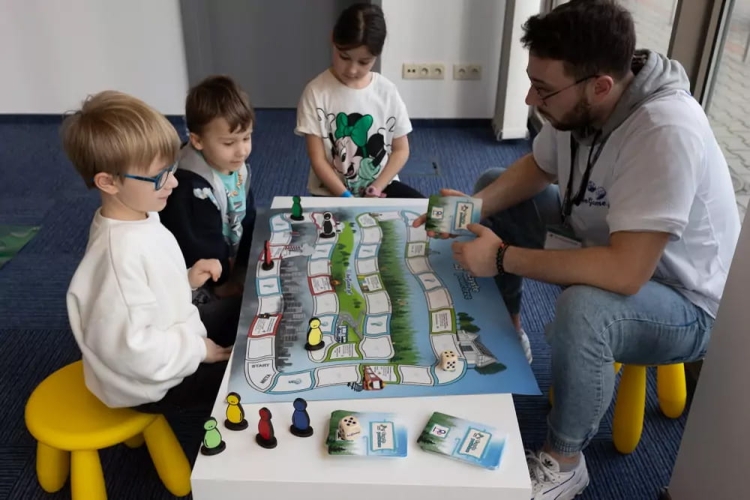 czyste-powietrze-gra-stolikowa-planszowa-begame-eco-zabawki (18).jpg