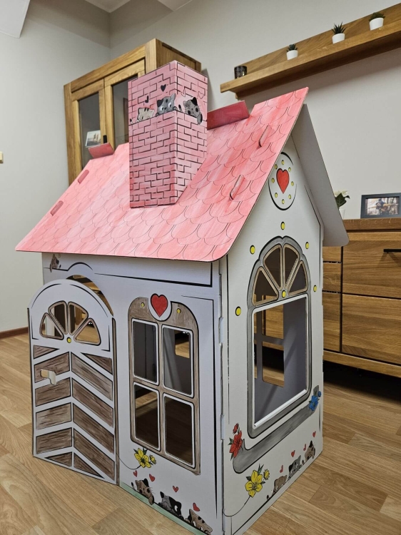 Ekologiczna zabawka z kartonu domek XXL