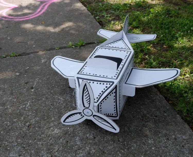 Samolot z tektury do składania i malowania dla dzieci