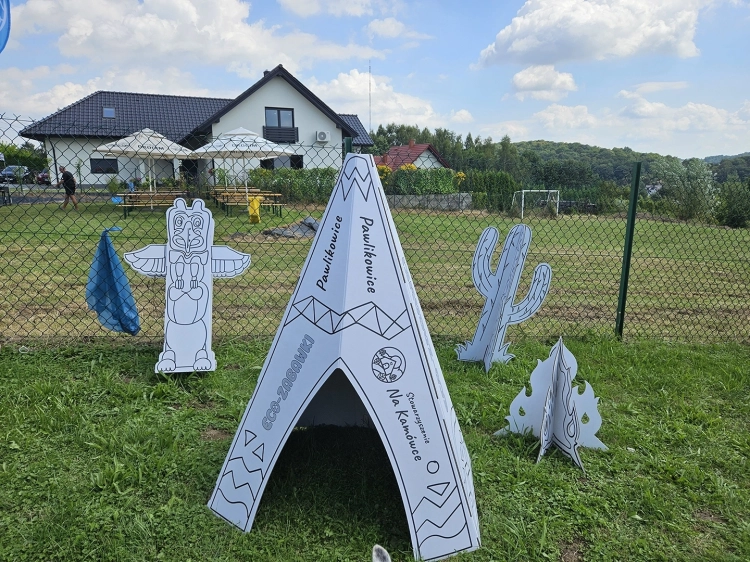 Wigwam z kartonu dla dzieci