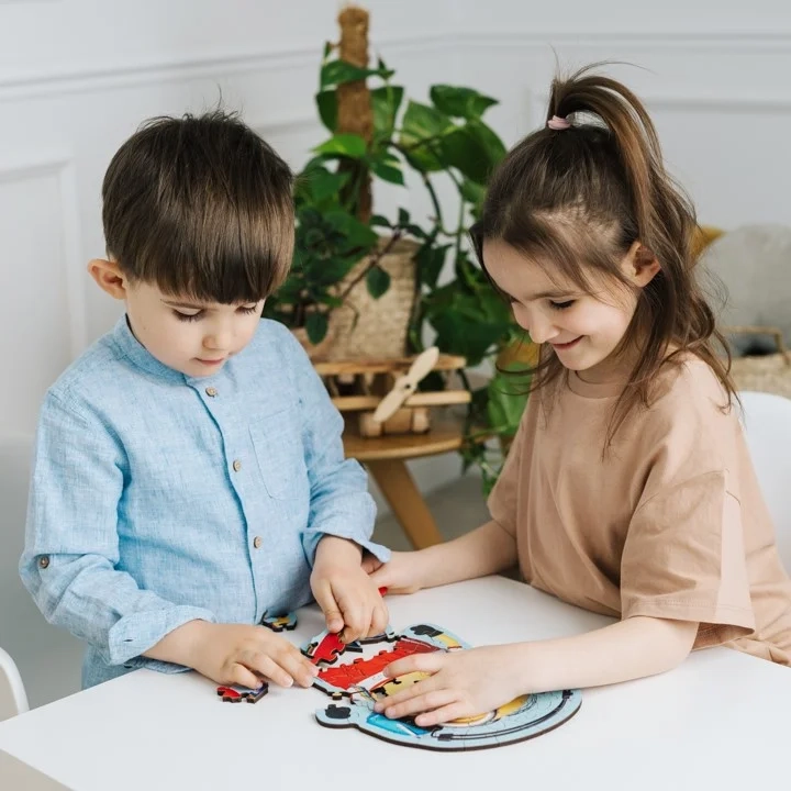 Puzzle-drewniane-50-elementow-Trefl-Szalony-Minionek-5+ (4).webp