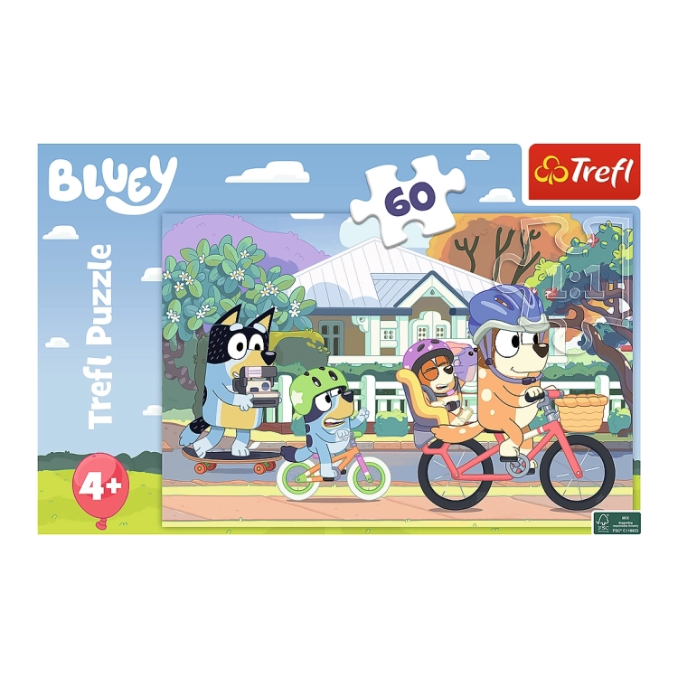 Kolejny widok na opakowanie puzzli Trefl, gdzie widać pełną ilustrację z postaciami z kreskówki "Bluey" podczas wspólnej rowerowej wycieczki, odpowiednie dla dzieci powyżej 4 lat.