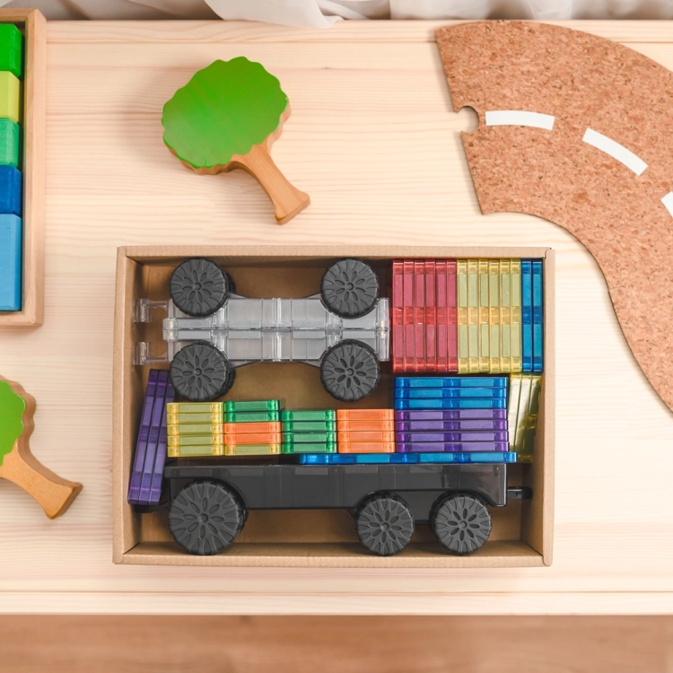 Zestaw CONNETIX Rainbow Transport Pack 50 el w opakowaniu.