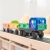 Pojazd zbudowany z klocków magnetycznych CONNETIX Rainbow Transport Pack na jezdni z klocków