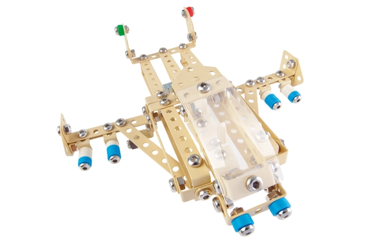 Samolot szturmowy Hunter złożony z elementów zestawu Małego Konstruktora
