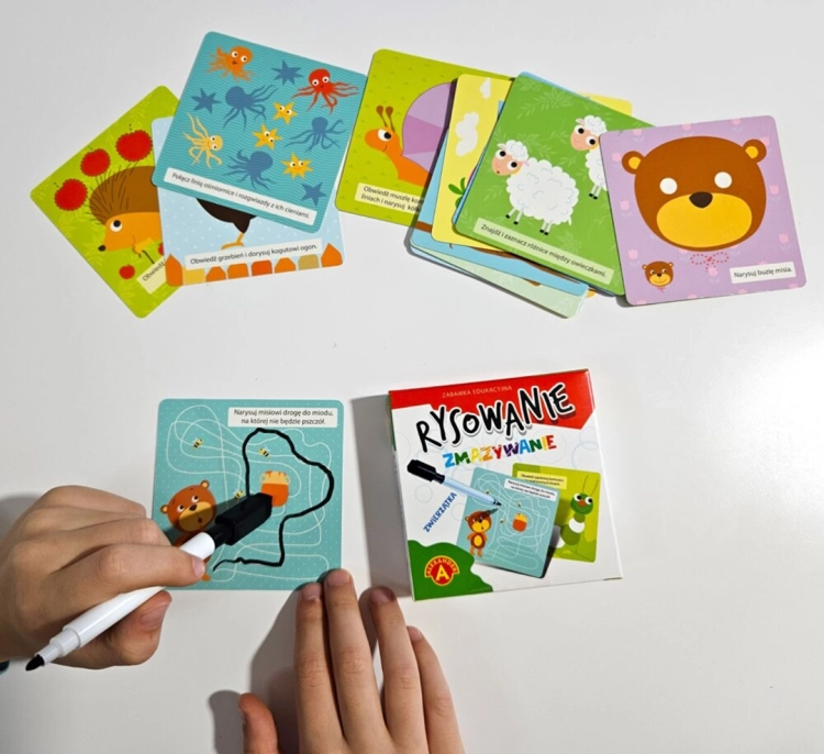 Dwustronne plansze z zadaniami z zestawu Rysowanie Zmazywanie Zwierzęta
