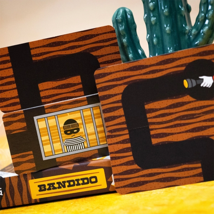 rozgrywka w grę Bandido - układanie tuneli ucieczki