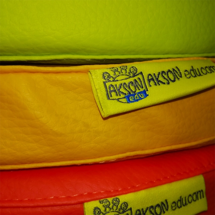 Poduszki edukacyjne do siedzenia i zabawy dla dzieci – zestaw AKSON