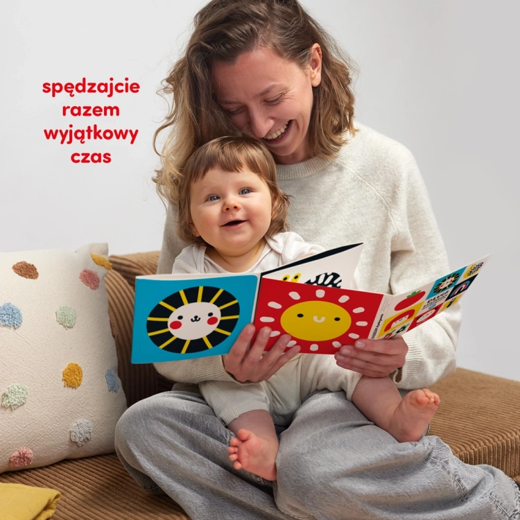 Mama z niemowlakiem czytają Duży starter malucha CzuCzu 0+