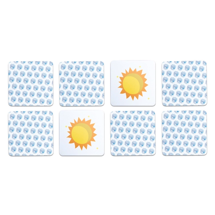 Karty z symbolem słońca i tyłem z logo Akson z gry Memo KOSMOS XXL