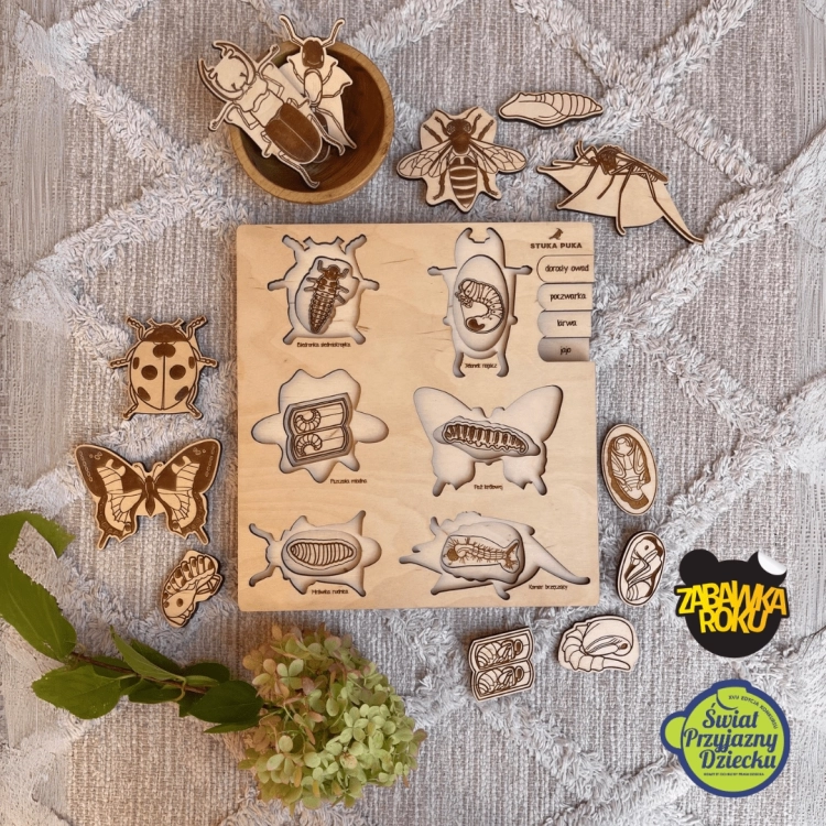 puzzle czteropoziomowe z owadami na tle dywanu – Stuka Puka Zabawka Roku