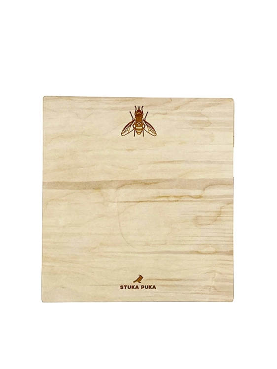 drewniane puzzle mucha domowa z rozłożonymi elementami – Sounds Wood