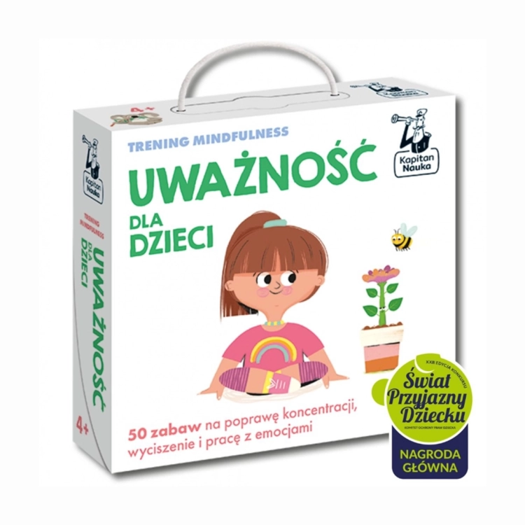 Dzieci z pluszakami i grą Uważność dla dzieci Kapitan Nauka