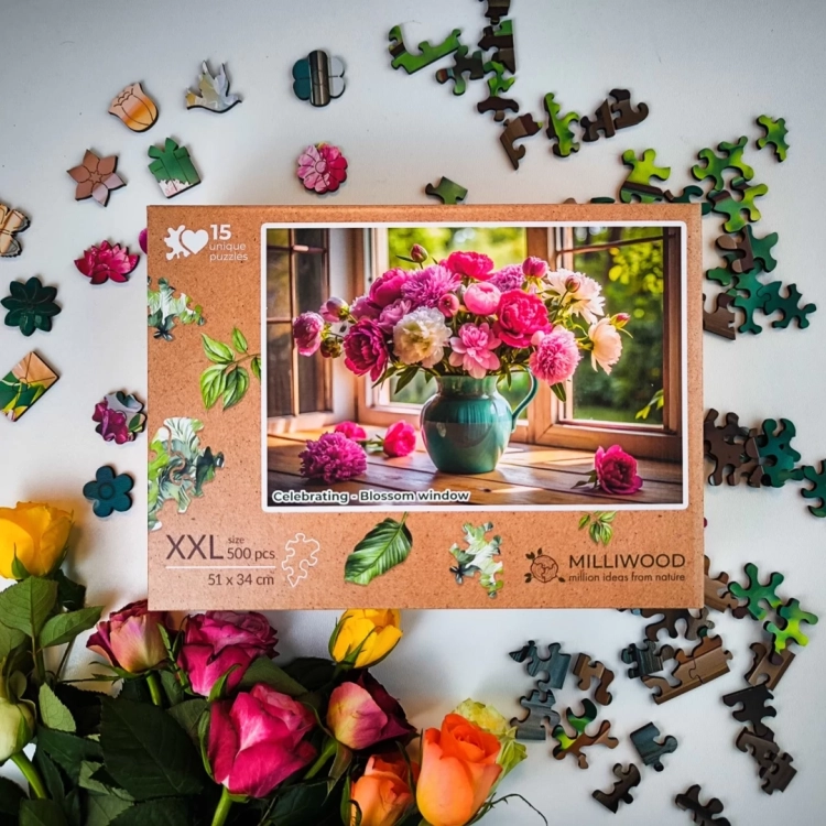 Opakowanie puzzli Kwiaty w wazonie 500 el. od Milliwood – plansza i elementy.