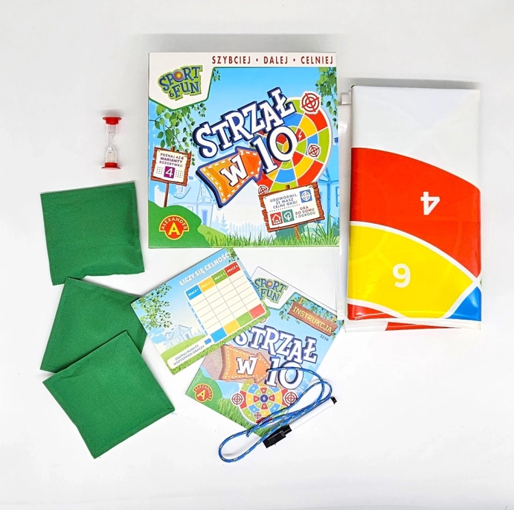 Zawartość pudełka gry "Strzał w 10" - plansza, woreczki, klepsydra, mazak, instrukcja.