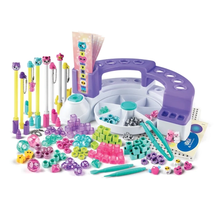 Fabryka Długopisów z Wiadomością Clementoni, wszystkie akcesoria zestawu rozłożone.