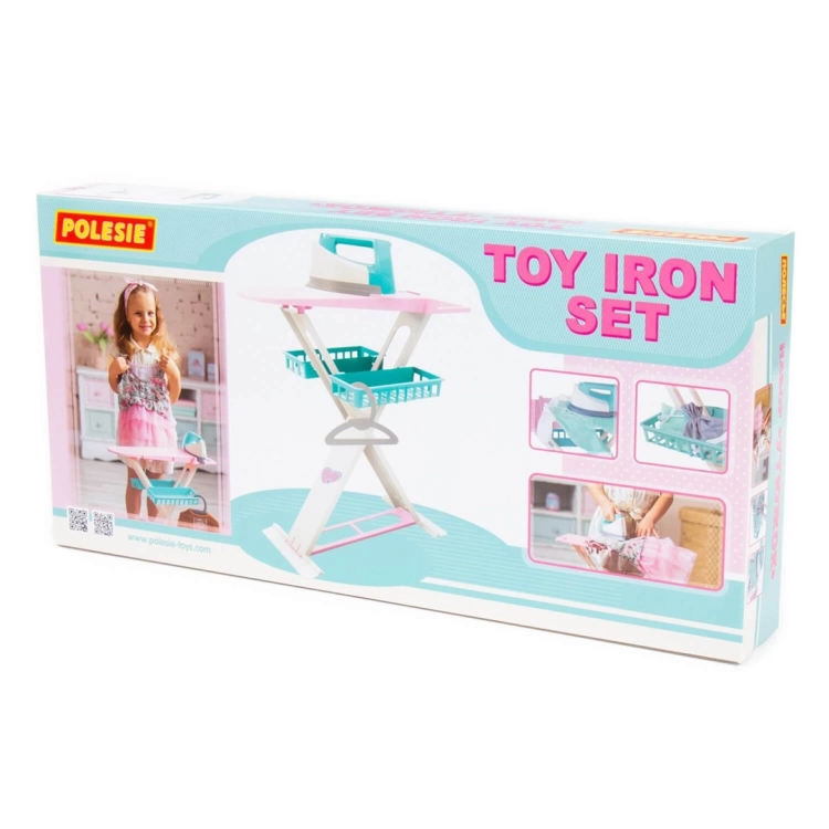 Opakowanie zestawu do prasowania dla dzieci Polesie Toy Iron Set, widok na pudełko z grafikami.