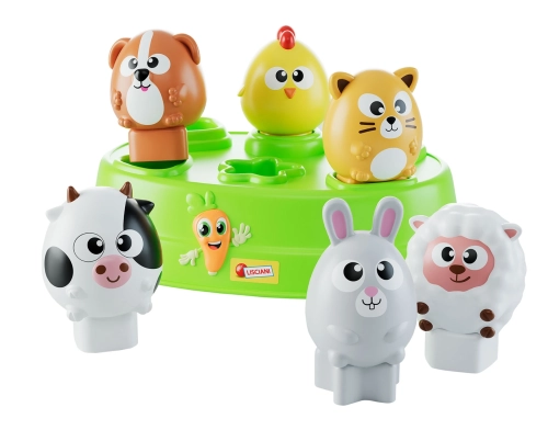 Zielona podstawa sortera z wyciętymi kształtami oraz figurki zwierząt o różnych geometrycznych podstawach do dopasowywania.