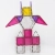 Figurka robota zbudowana z kolorowych, brokatowych klocków magnetycznych Connetix Glitter Unicorn Pack.