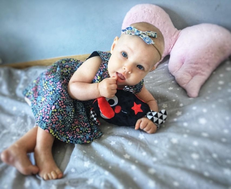 Bezpieczna zabawka sensoryczna z gwiazdką dla niemowląt Mom’s Care