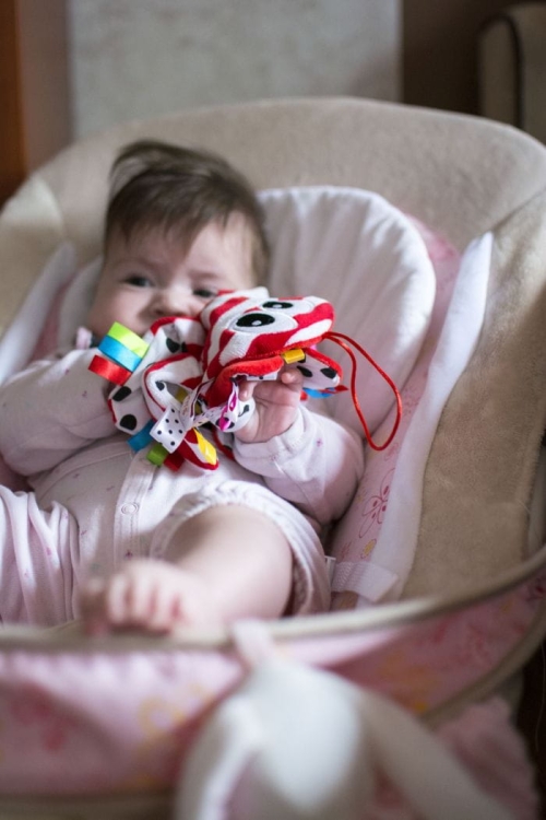 Szeleszcząca ośmiornica Mom’s Care to sensoryczna zabawka