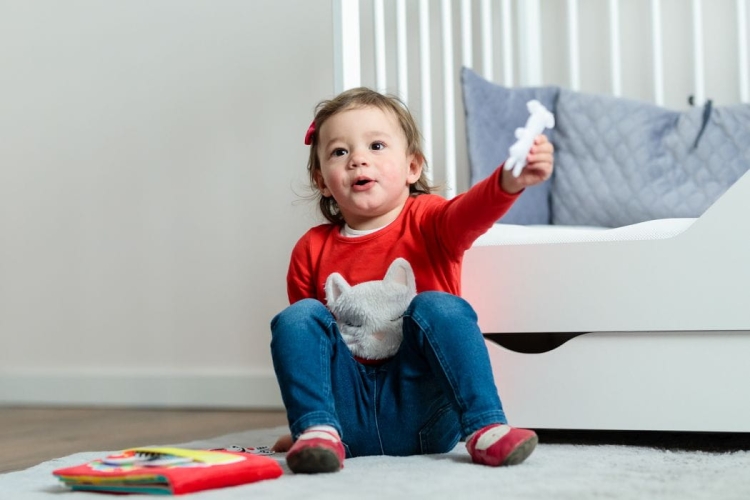Lot Balonem – cicha książeczka sensoryczna to nagrodzona zabawka edukacyjna marki Mom’s Care