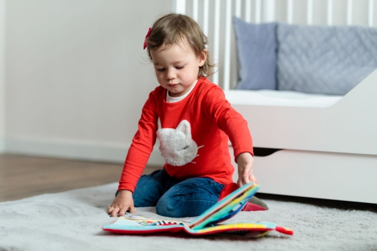 Lot Balonem – cicha książeczka sensoryczna Mom’s Care.