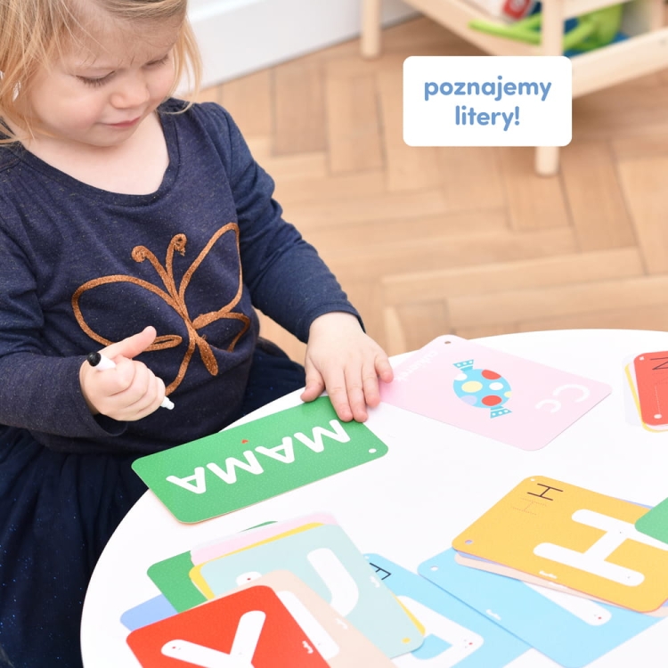 Zabawy edukacyjne CzuCzu Poznaję Litery dla dzieci w wieku przedszkolnym