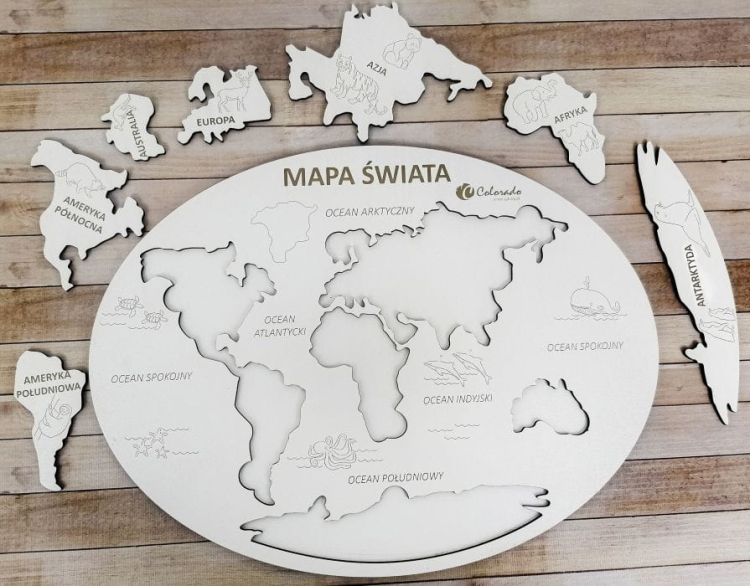 mapa świata z kontynentami i oceanami
