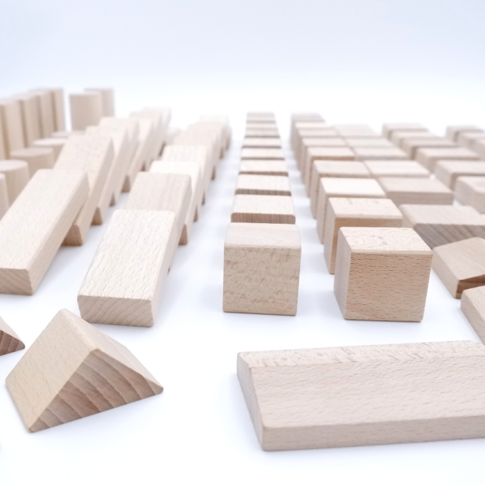 50 sztuk klocków z drewna naturalnego