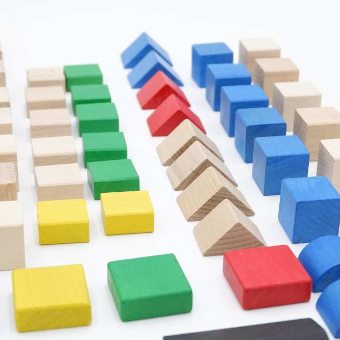 drewniane klocki do budowania