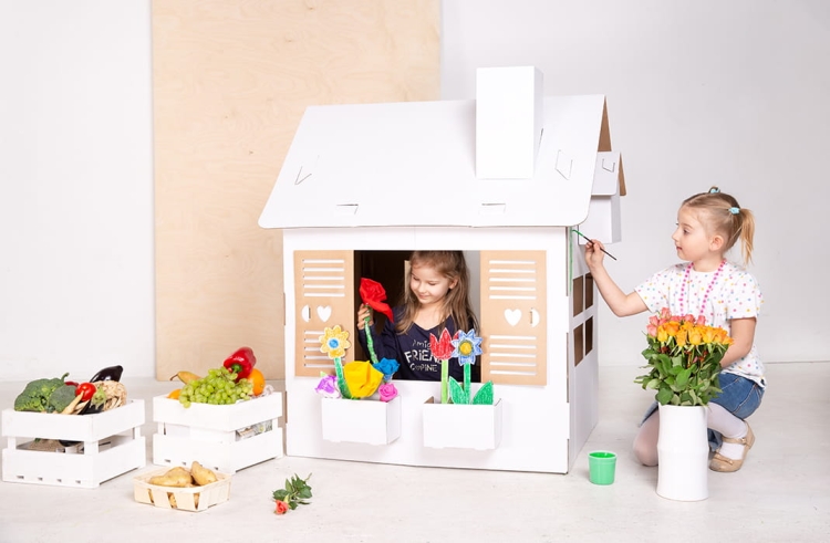 domek kwiatowy z tektury (2).jpg