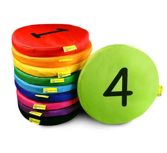 poduszki ekoskóra do przedszkola cyfry 1-10.jpg