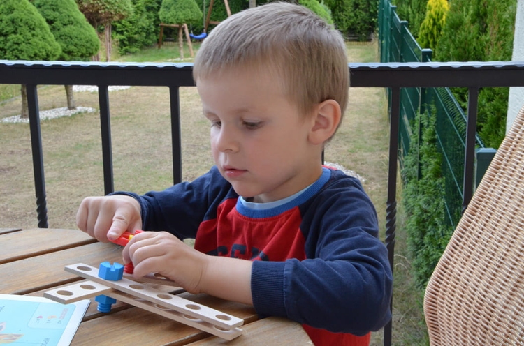 Konstrukcja Buggy z zestawu Mały Konstruktor Junior 3w1 – rozwój kreatywności i wyobraźni