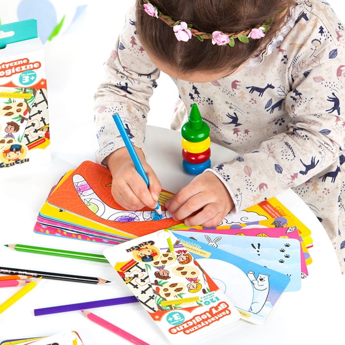 Książeczka logiczna CzuCzu Fantastyczne gry logiczne 3+ – rozwój spostrzegawczości