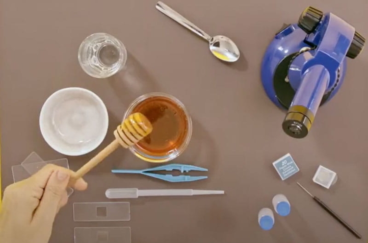 K9992 Mikroskop odkrywcy kosmos (1).jpg