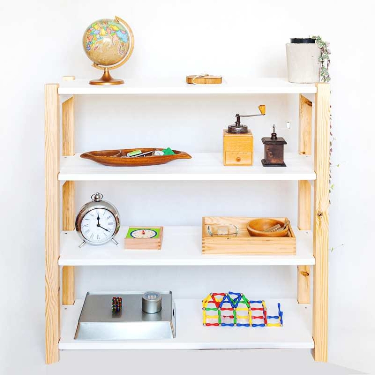 Ażurowy regał dla dzieci do pokoju dziecięcego duży drewniany na zabawki i książki