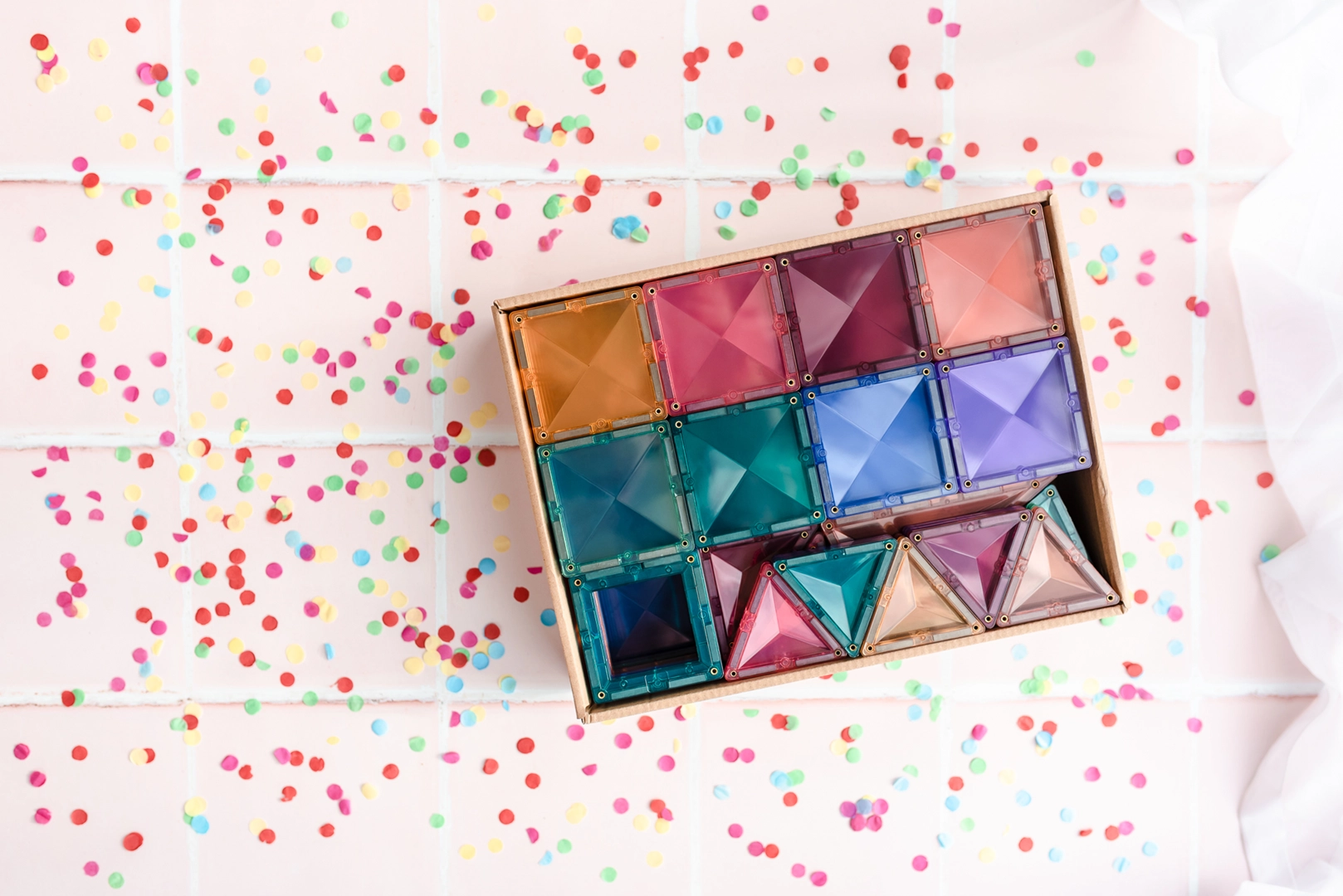 Opakowanie klocków magnetycznych CONNETIX Creative Pack 120 el 3+